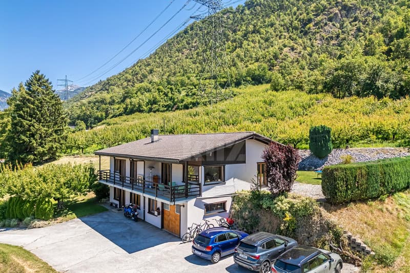 Belle maison familiale avec vue dégagée (1)