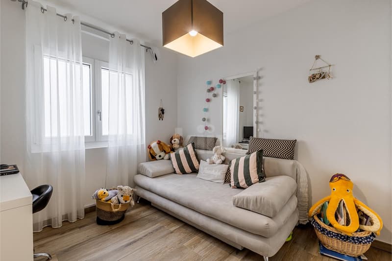 Superbe appartement moderne avec balcon (8)