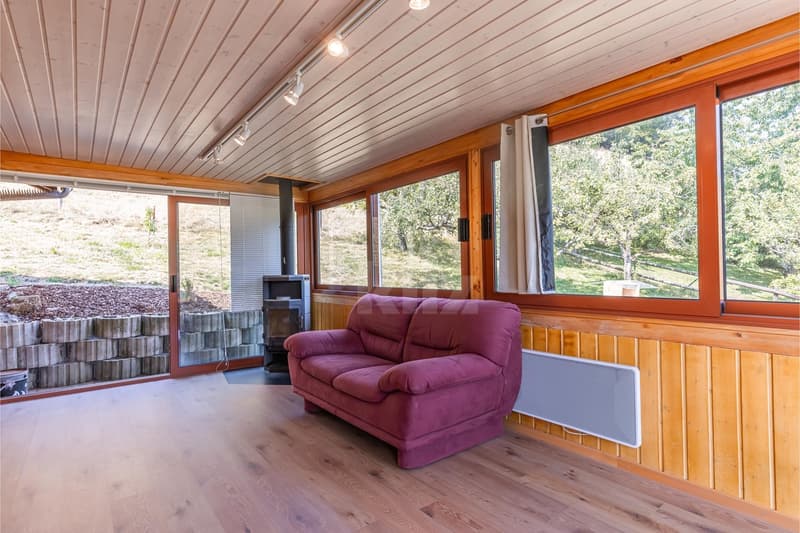 Rare ! Joli chalet au coeur de la nature (3)