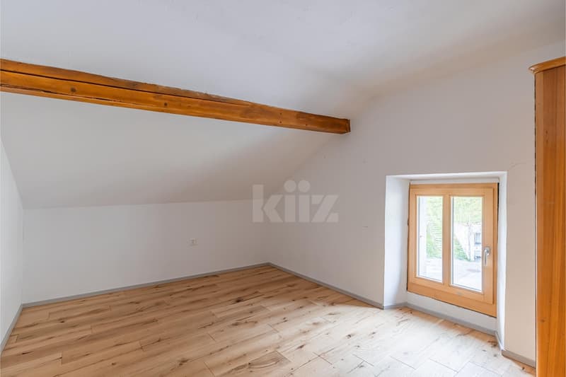 Charmante maison de deux appartements avec vue dégagée. (8)