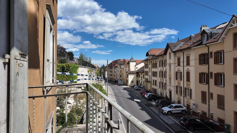 Charmant appartement avec balcon et vue sur le lac (6)