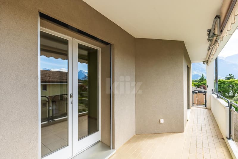 Charmant appartement avec balcon et vue montagnes (5)