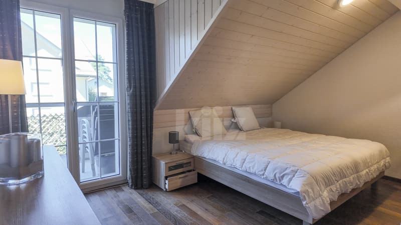 Superbe duplex sous les toits avec balcon (7)