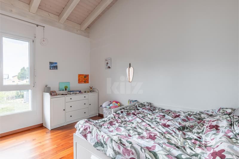 Bel appartement avec grand balcon et vue sur la plaine (9)