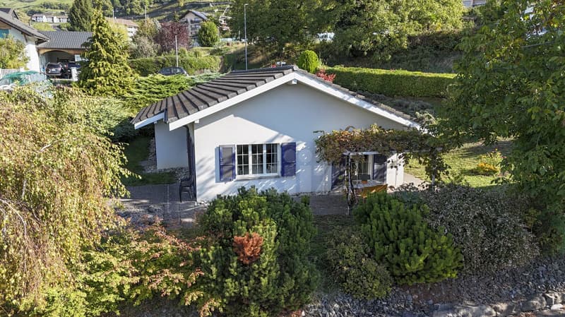 Charmante villa jouissant d'un emplacement idéal (12)