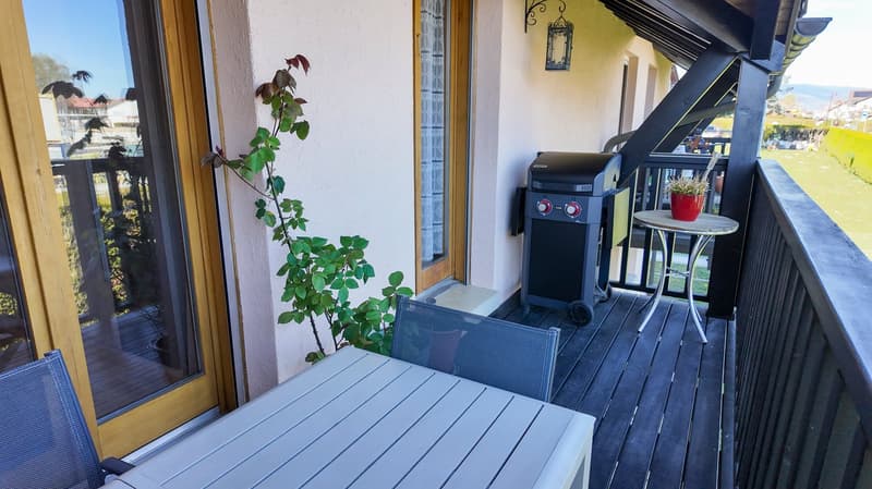 Superbe duplex traversant et rénové avec balcons (6)