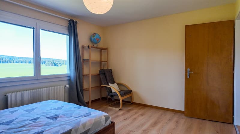 Maison de 3 logements avec ateliers au formidable potentiel (5)