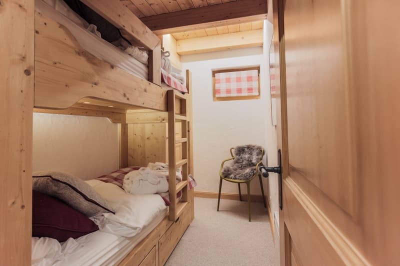 Chalet exceptionnel avec jacuzzi à proximité de la télécabine Medran (11)