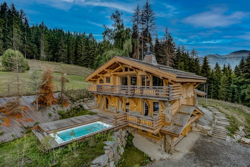 Unique opportunity to acquire a beautiful, new chalet in Combloux. (18)