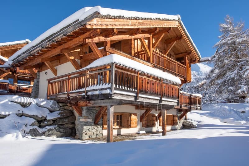 A wonderful chalet available to rent for your ski holiday in Verbier (1)