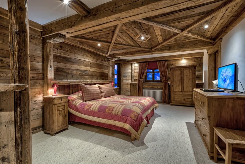 Raro chalet savoiardo in vendita con vista panoramica su Val d’Isère (12)
