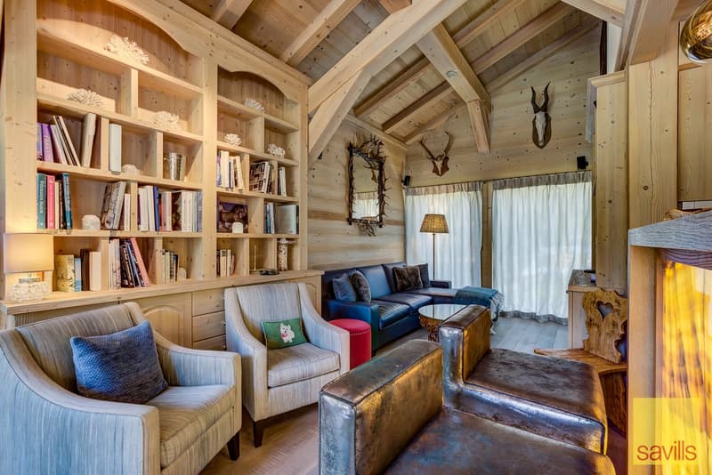 Un chalet eccezionalmente progettato e raro, a 50 metri dalle piste a Les Gets (15)