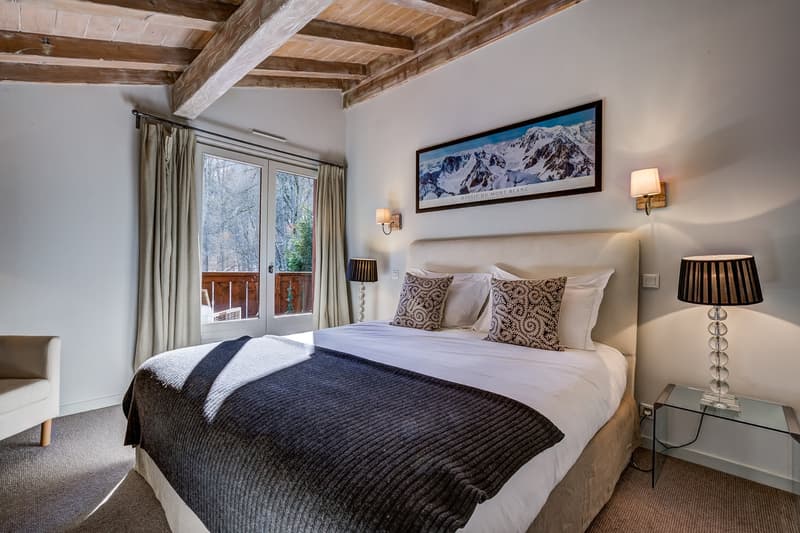 Delizioso chalet separato con cinque camere da letto e vista mozzafiato sul Monte Bianco (14)
