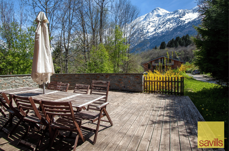 Delizioso chalet separato con cinque camere da letto e vista mozzafiato sul Monte Bianco (2)