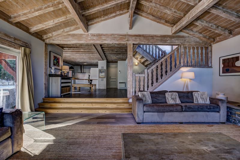 Delizioso chalet separato con cinque camere da letto e vista mozzafiato sul Monte Bianco (4)