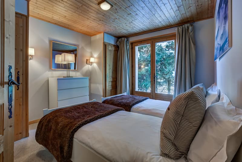 Delizioso chalet separato con cinque camere da letto e vista mozzafiato sul Monte Bianco (16)