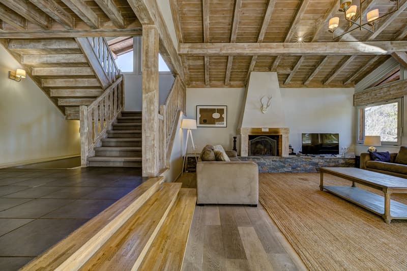 Delizioso chalet separato con cinque camere da letto e vista mozzafiato sul Monte Bianco (13)
