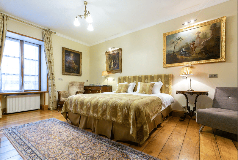 Historic private estate in the heart of Gevrey Chambertin, Burgundy (14)