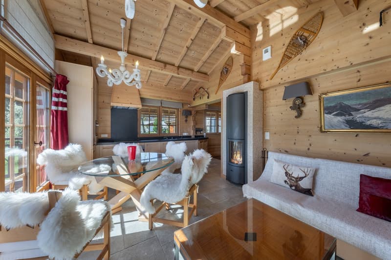 Propriété d'exception de deux chalets indépendants avec studio, face au Mont-Blanc (8)