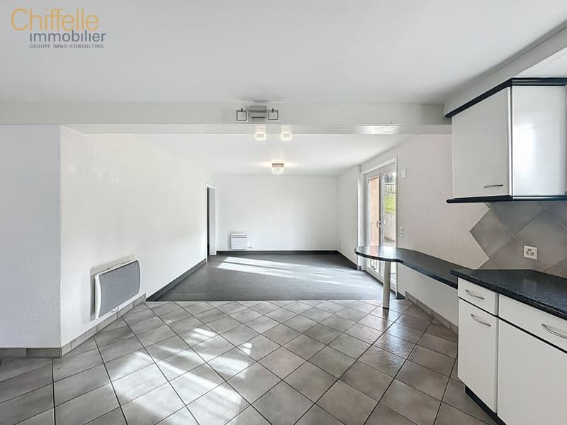 Immeuble de 2 appartements à Palézieux (11)