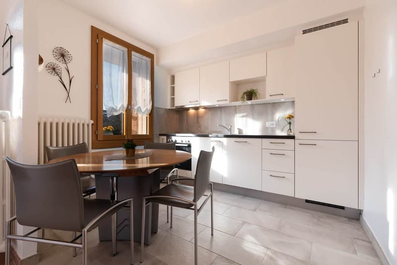APPARTEMENT RÉNOVÉ ~10% DE RDT SUR FONDS PROPRES - GARAGE BOX - EN EXCLUSIVITÉ (2)
