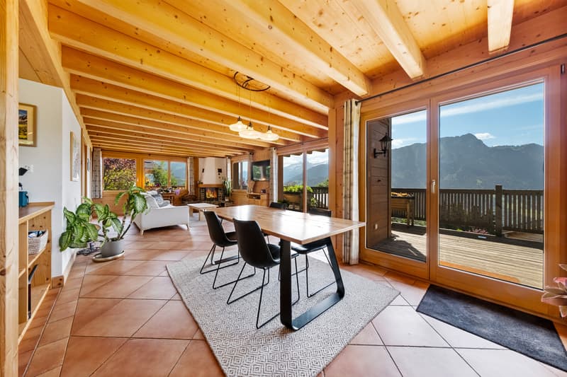 CHALET - BALCONS, TERRASSE, JARDIN - VUE PANORAMIQUE - EN EXCLUSIVITÉ (1)