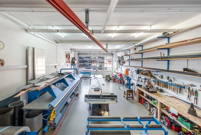 IMMEUBLE MIXTE CENTRÉ - LOCAL COMMERCIAL + APP 3,5 PCES - EXCLUSIVITÉ (2)