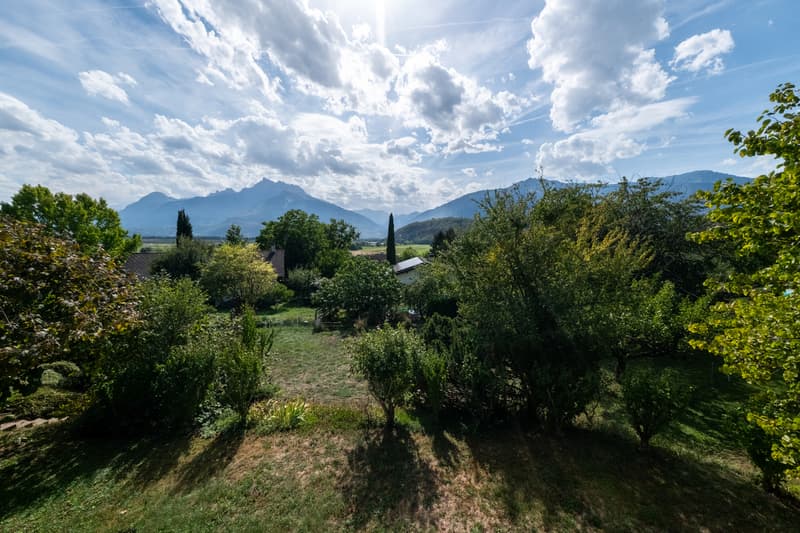 VILLA INDIVIDUELLE - PROCHE ÉCOLE - VUE PANORAMIQUE - EN EXCLUSIVITÉ (2)
