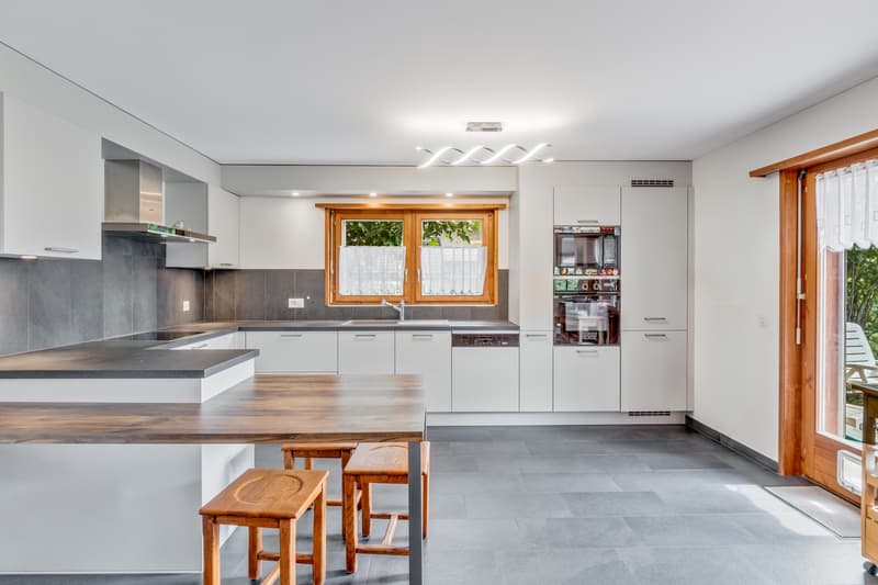 VILLA INDIVIDUELLE - PROCHE ÉCOLE - VUE PANORAMIQUE - EN EXCLUSIVITÉ (1)