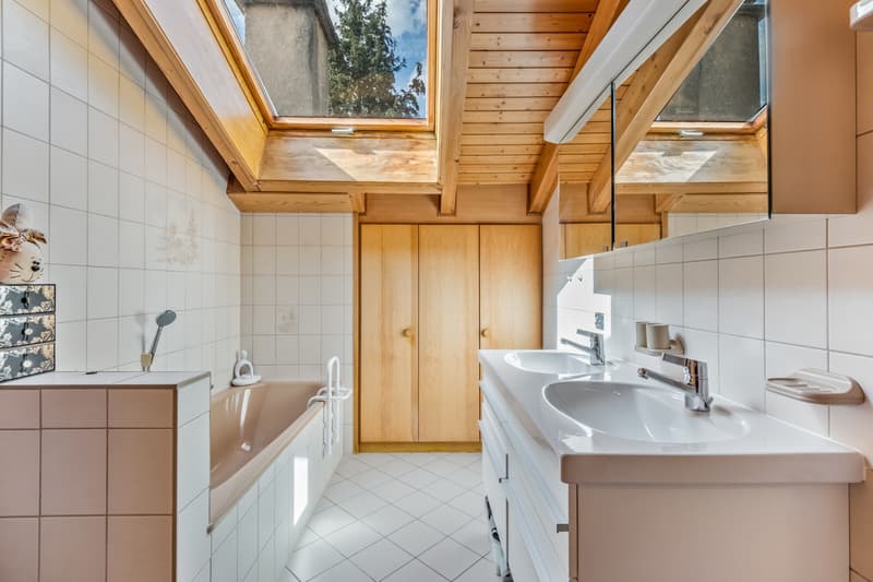 VILLA INDIVIDUELLE - PROCHE ÉCOLE - VUE PANORAMIQUE - EN EXCLUSIVITÉ (11)