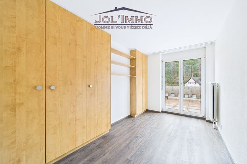 Attique d'exception 6.5 pièces avec terrasse panoramique - Moutier (9)