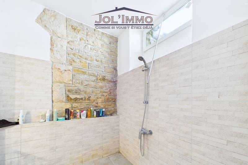 Appartement 4.5 pièces avec studio indépendant & potentiel de rendement (10)