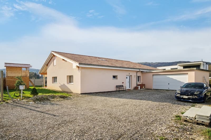 Grande villa moderne à vendre à Bassecourt (3)