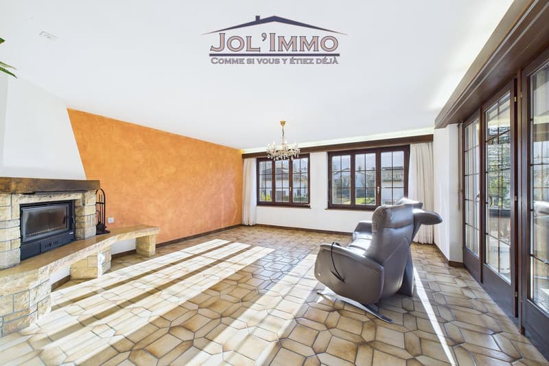 Maison familiale 6.5 pièces avec volumes généreux et grand jardin à Courrendlin (4)