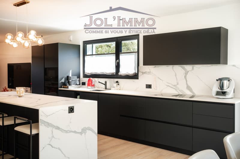 Villa de Luxe à Courfaivre de 5.5 Pièces (3)