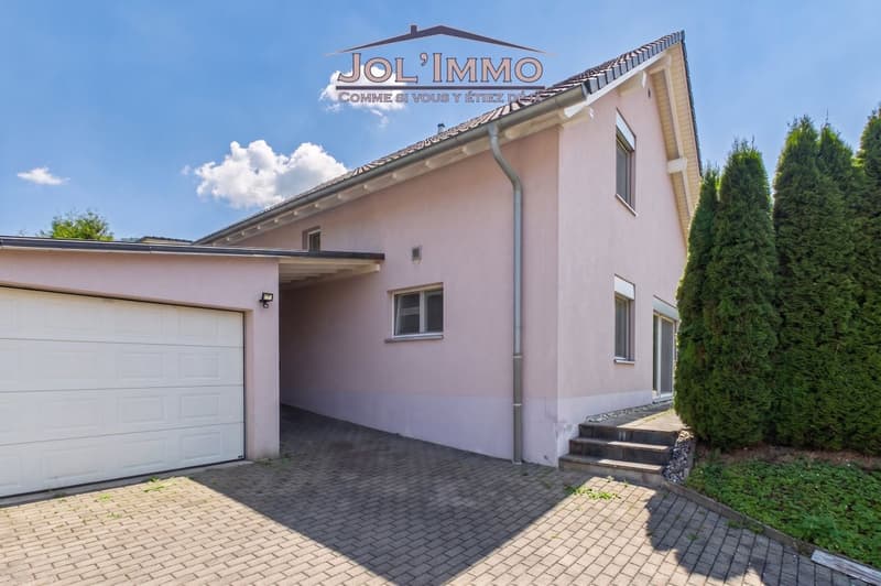 Belle maison sur Moutier (1)