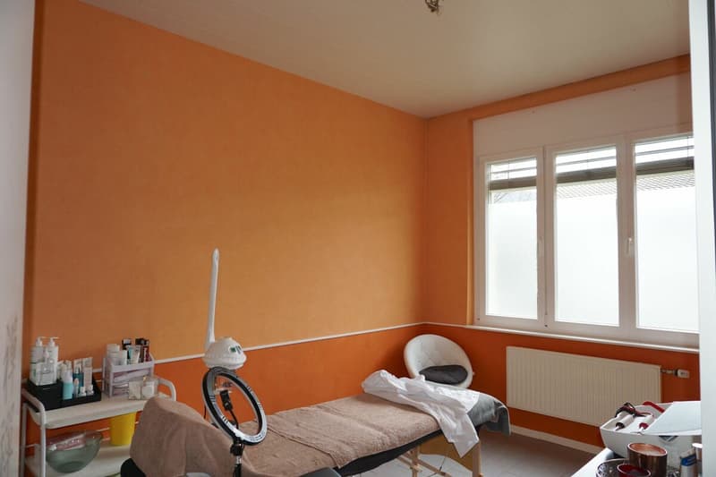 ARI-212 - Immeuble mixte - habitation et locaux commerciaux (14)