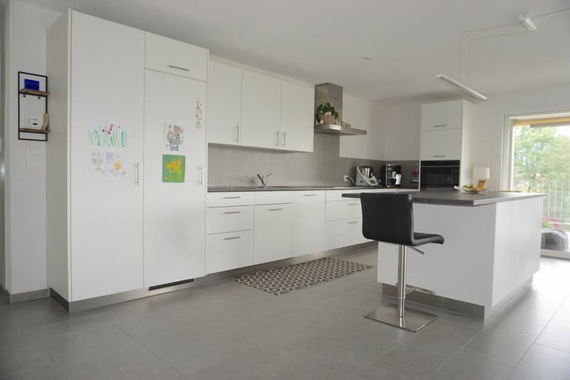 ARI-240 - Appartement en rez de 5,5 pièces, sud-ouest, vue dégagée, 133 m2 net habitable (4)