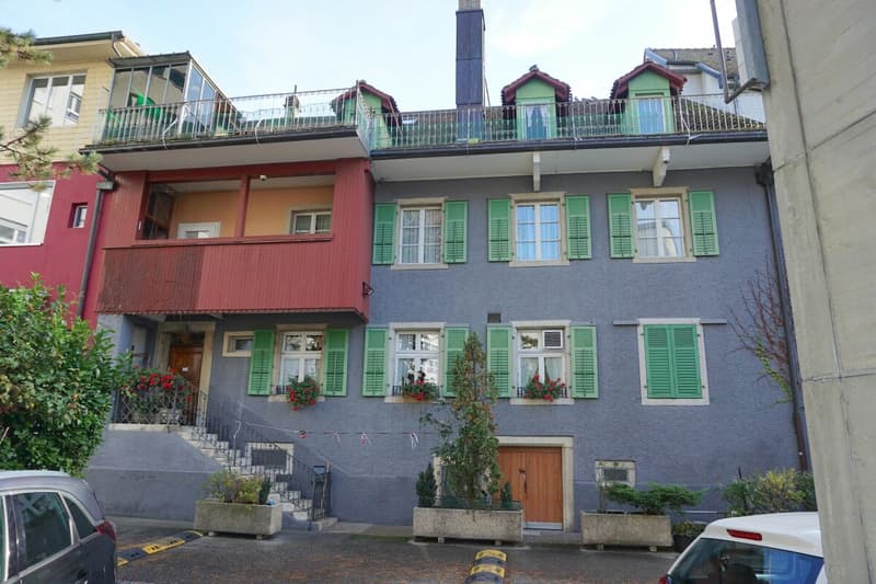 ARI-248 Pour investisseurs - Immeuble d'habitation - Surface totale de plancher 1'179 m2 - Volume du bâti de 3'227 m3 - Combles aménageables - Delémont, zone centre (2)