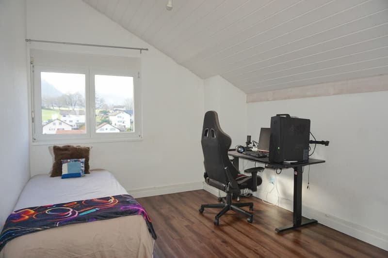 ARI-251 - Très belle maison lumineuse de 6 pièces idéalement située pour 240 m2 habitable (11)