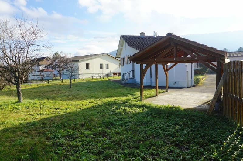 ARI-252 - Maison individuelle sur une parcelle de 904 m2 (5)