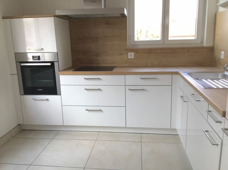 ARI-253 - Immeuble de 3 appartements, 3 garages et 2 places de parking à proximité de la gare CFF (11)