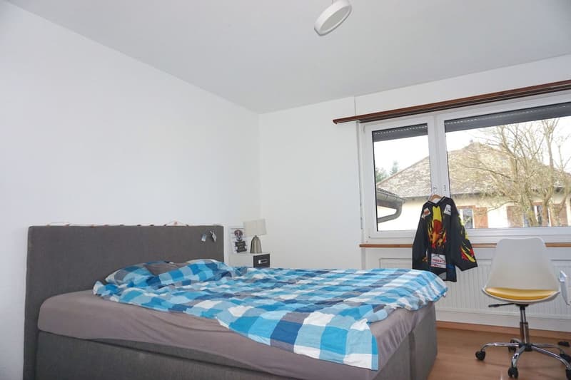 ARI-140 - Immeuble mixte constitué d'une grande maison de 8,5 pièces avec bureaux et ateliers (13)