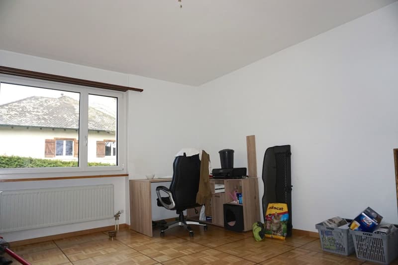ARI-140 - Immeuble mixte constitué d'une grande maison de 8,5 pièces avec bureaux et ateliers (16)