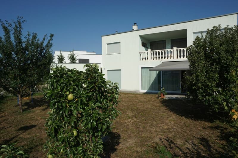 ARI-262 - Magnifique rez-de-jardin de 5,5 pièces dans une maison de standing à 2 logements (26)