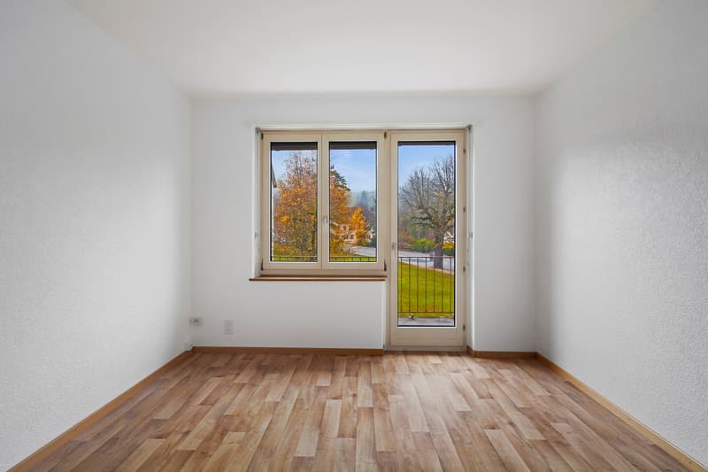 Appartement de 4 pièces avec balcon et cuisine habitable entièrement (3)