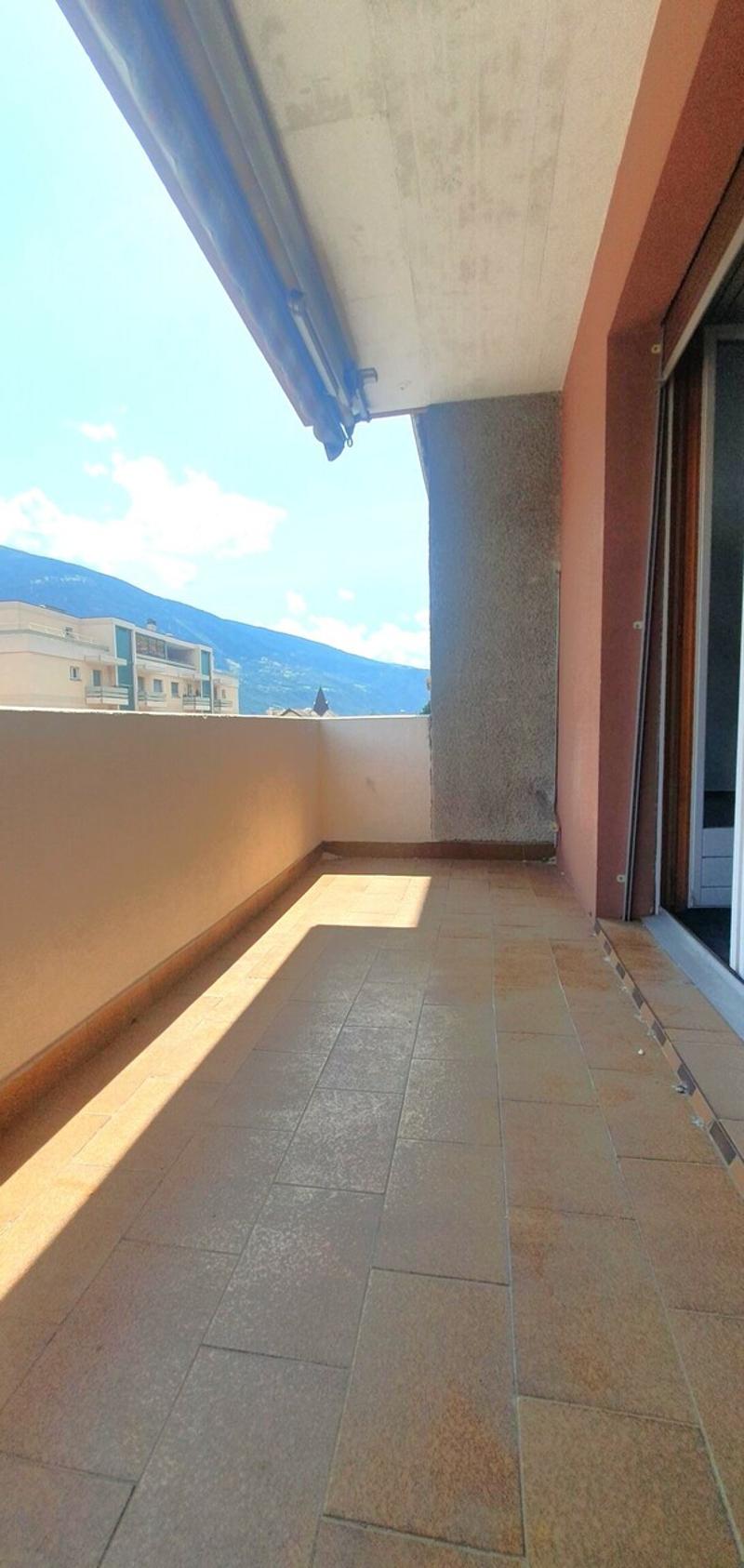 Très beau appartement très bien entretenu à vendre à Noës (7)