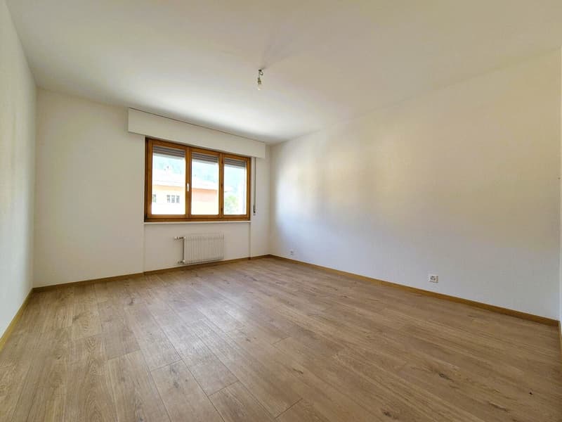 Très beau appartement très bien entretenu à vendre à Noës (3)