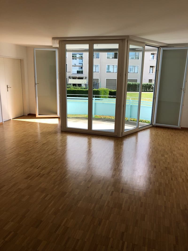 Wohnzimmer_neu.JPG