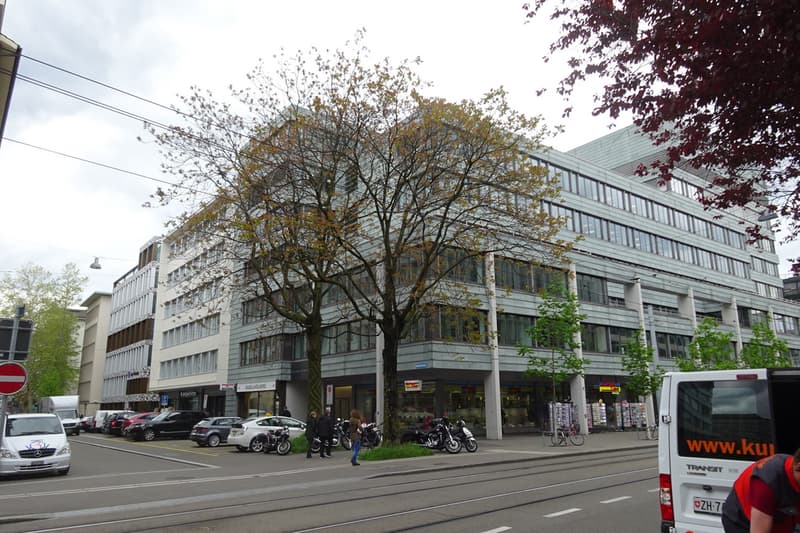 4341_Fassade_Ecke.JPG